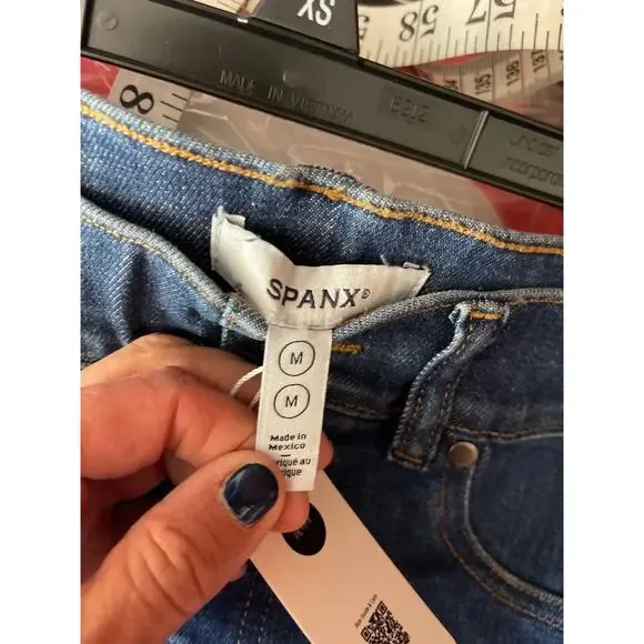 SPANX CROPPED WIDE LEG JEANS petite medium - Picture 7 of 8